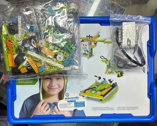 LEGO WeDO 2.0 Educational Kit Learning kit for Kids in Pakistan